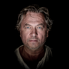 Nils Petter Molv&aelig;r Group